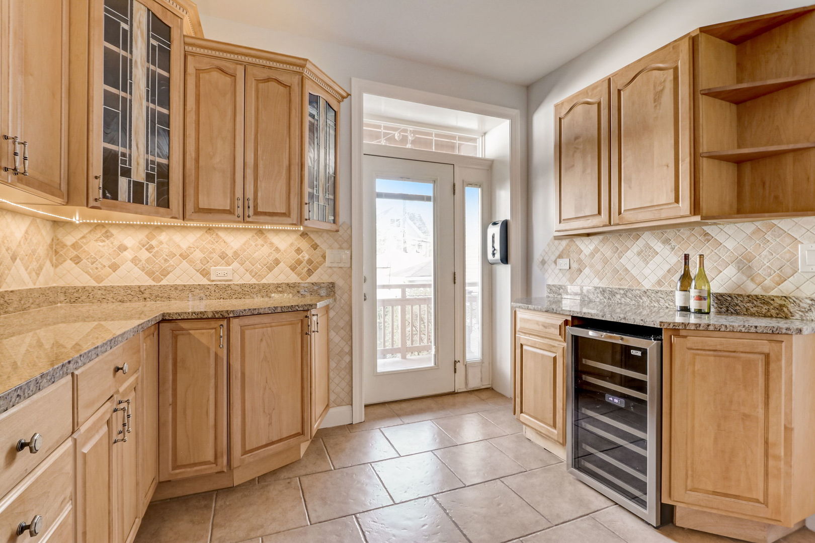 3947 N Kostner Avenue Unit: 1