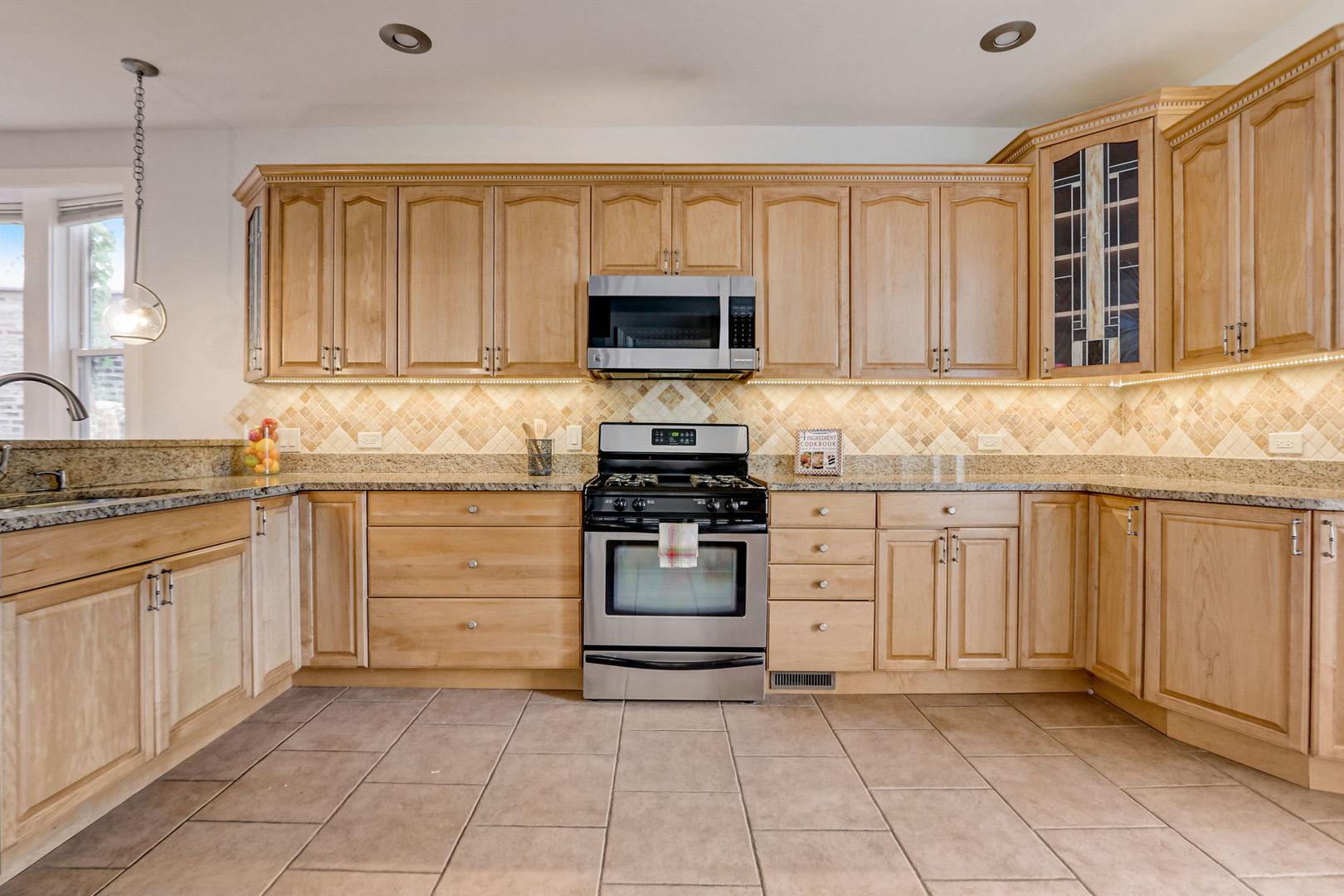 3947 N Kostner Avenue Unit: 1