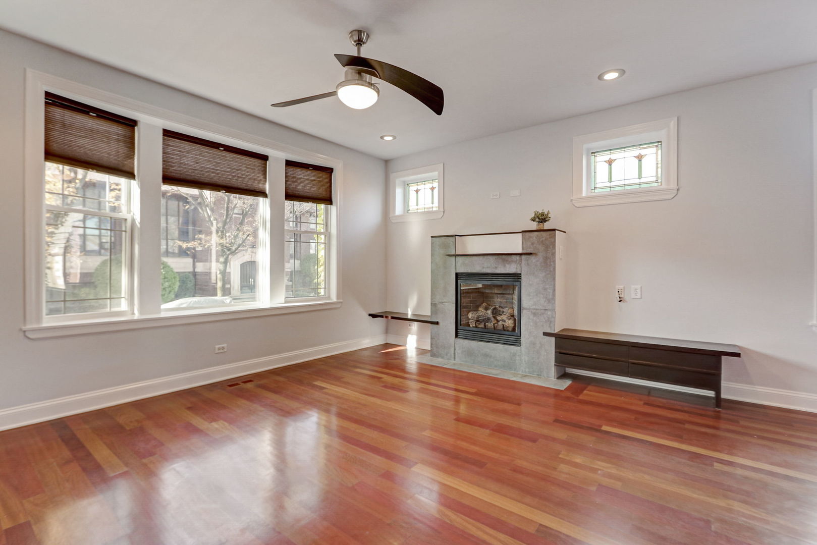 3947 N Kostner Avenue Unit: 1