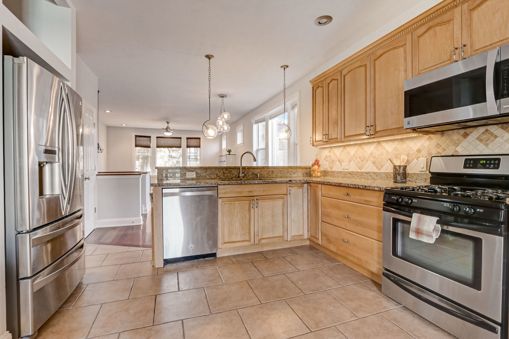 3947 N Kostner Avenue Unit: 1
