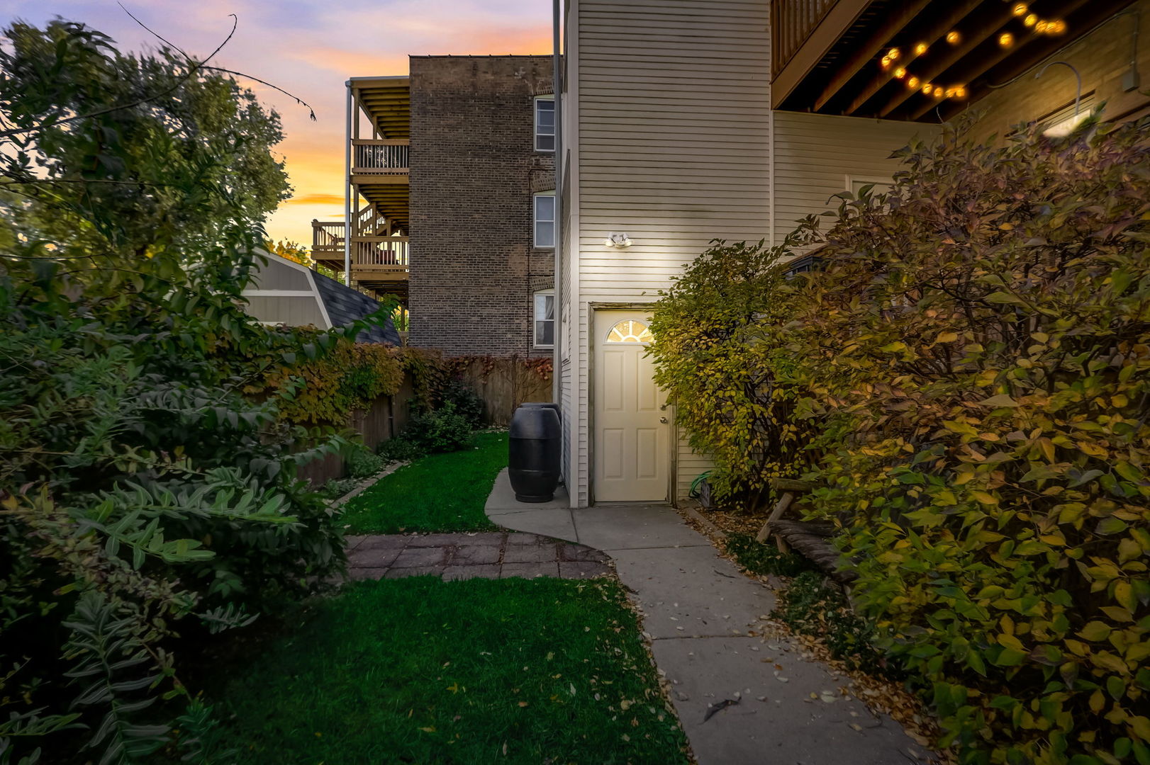 3947 N Kostner Avenue Unit: 1