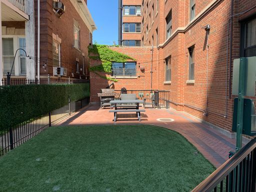 5858 N SHERIDAN Road Unit: 903