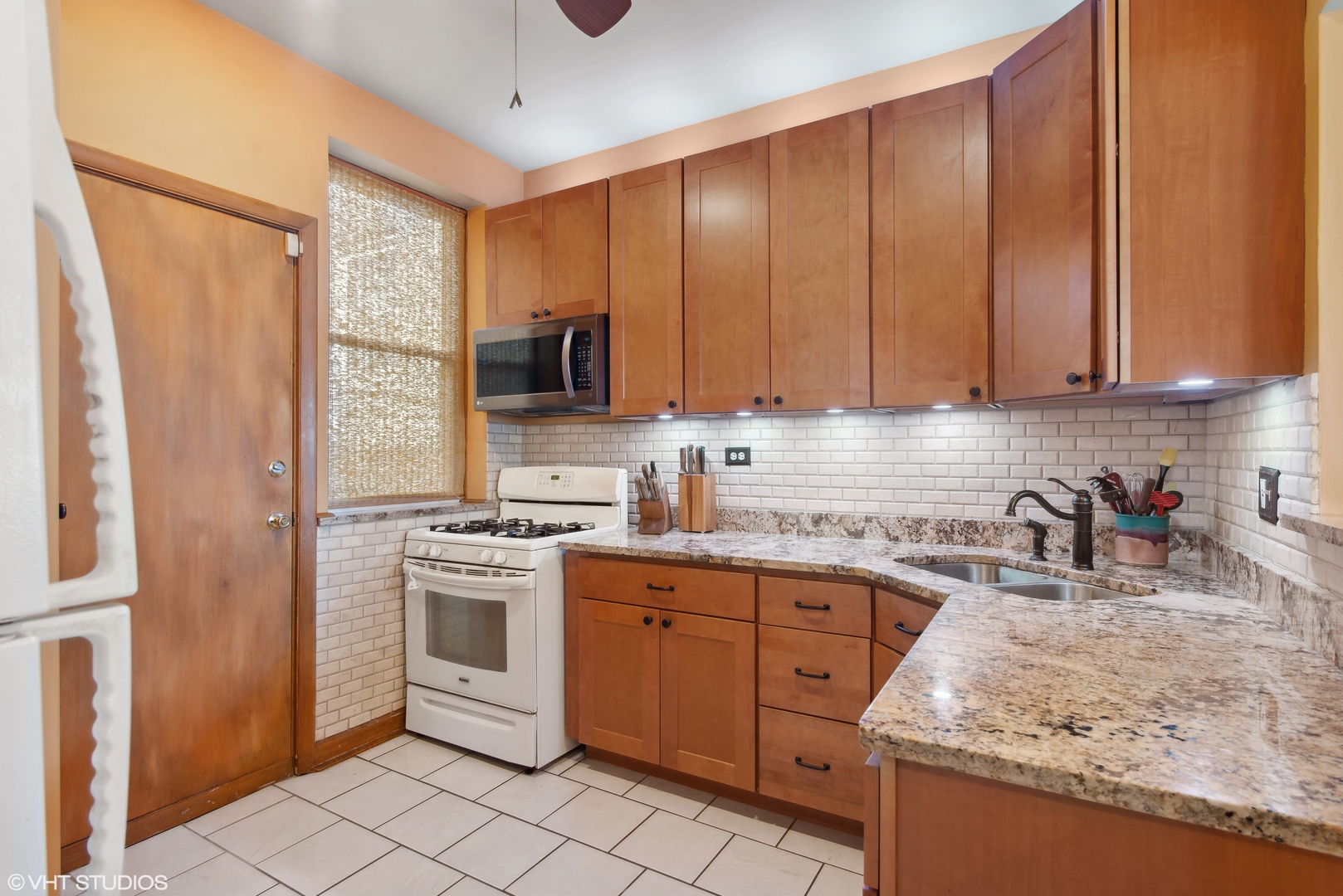 5038 N Winthrop Avenue Unit: 3