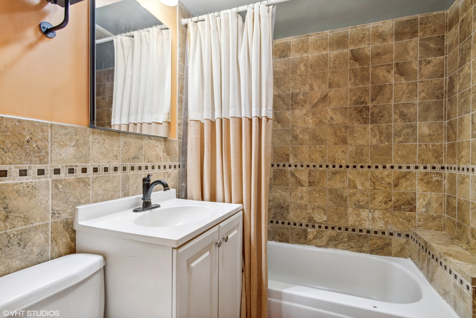 5038 N Winthrop Avenue Unit: 3