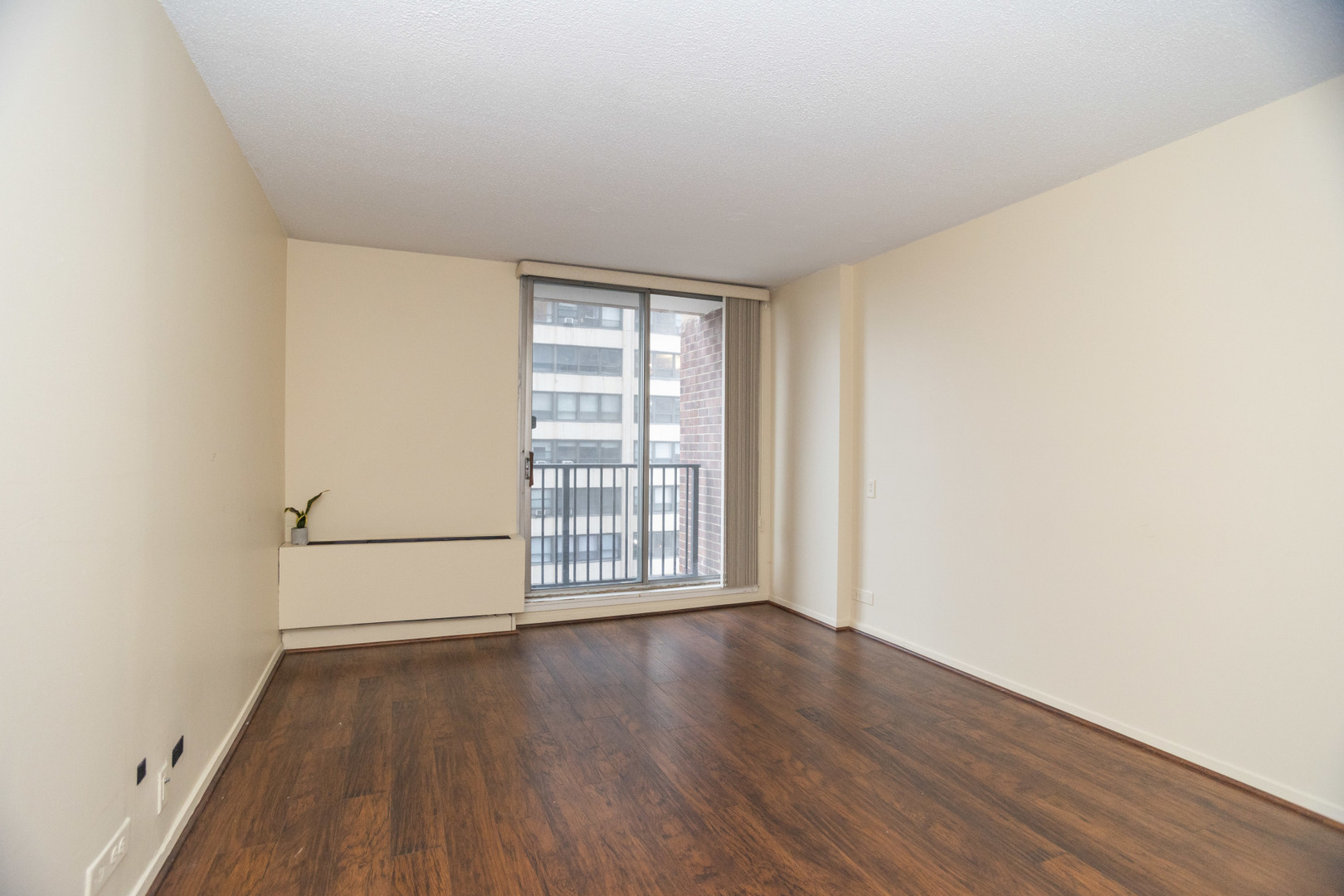 4170 N Marine Drive Unit: 5H