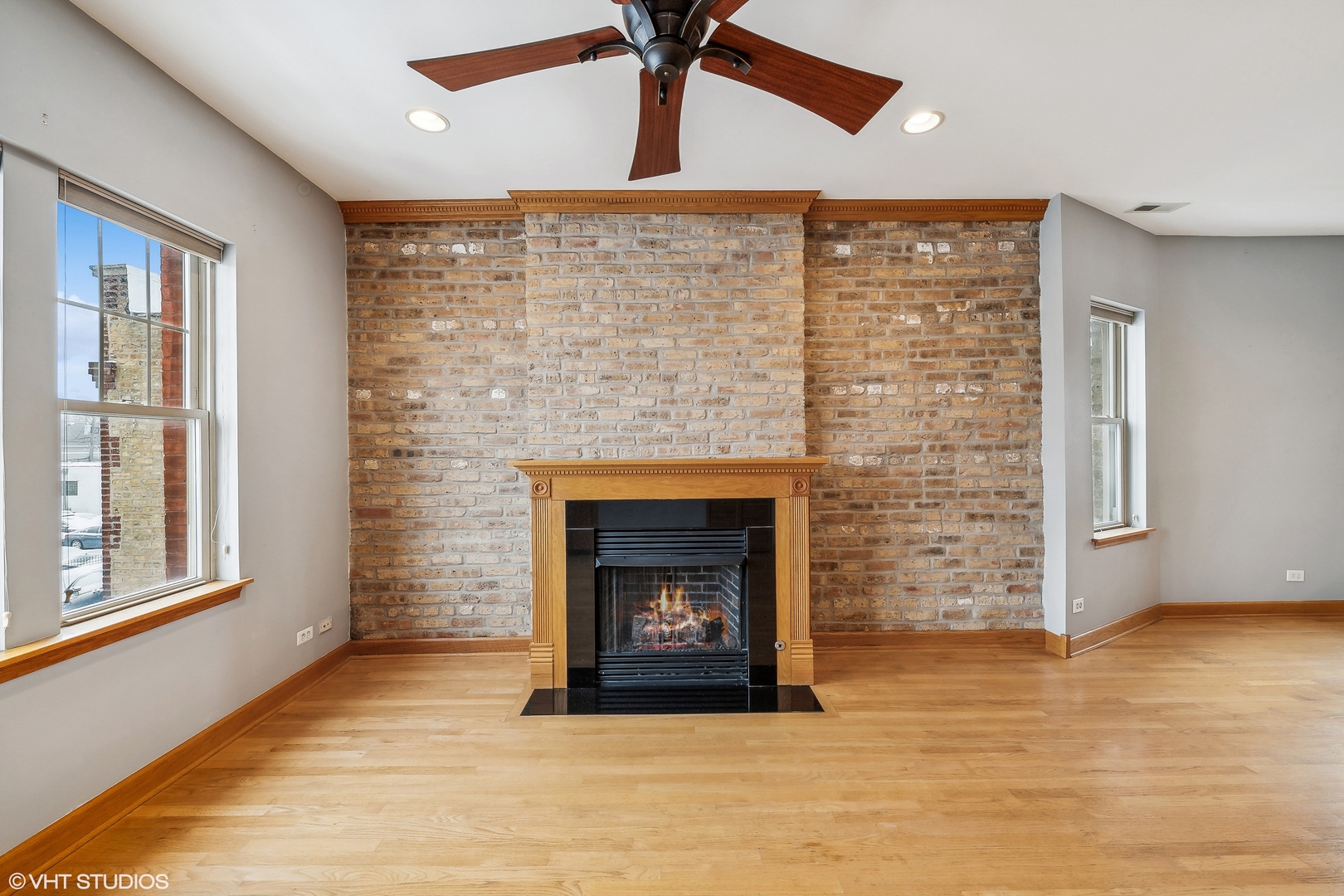 4244 N Pulaski Road Unit: 3