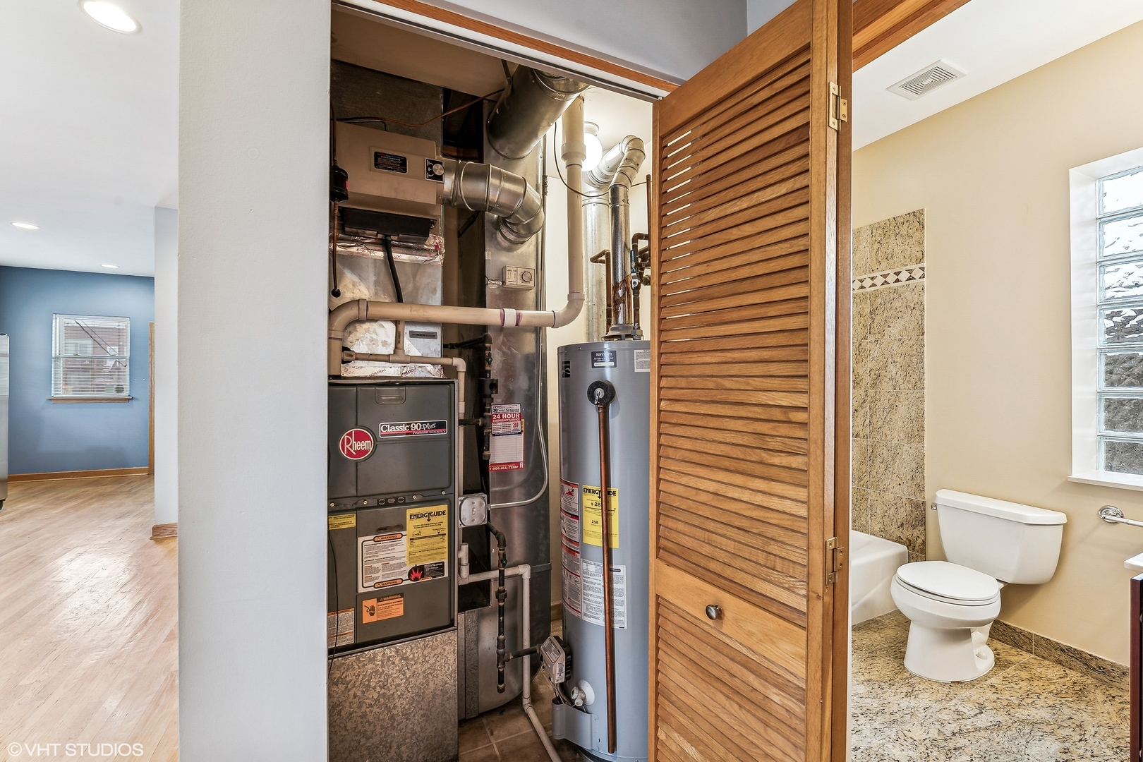 4244 N Pulaski Road Unit: 3