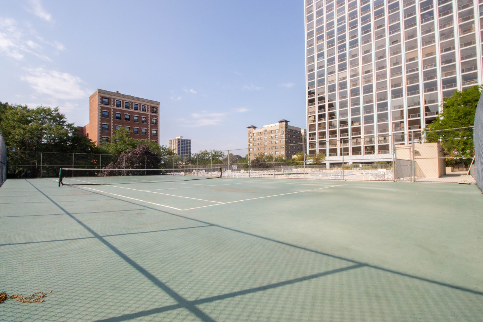 4343 N Clarendon Avenue Unit: 513