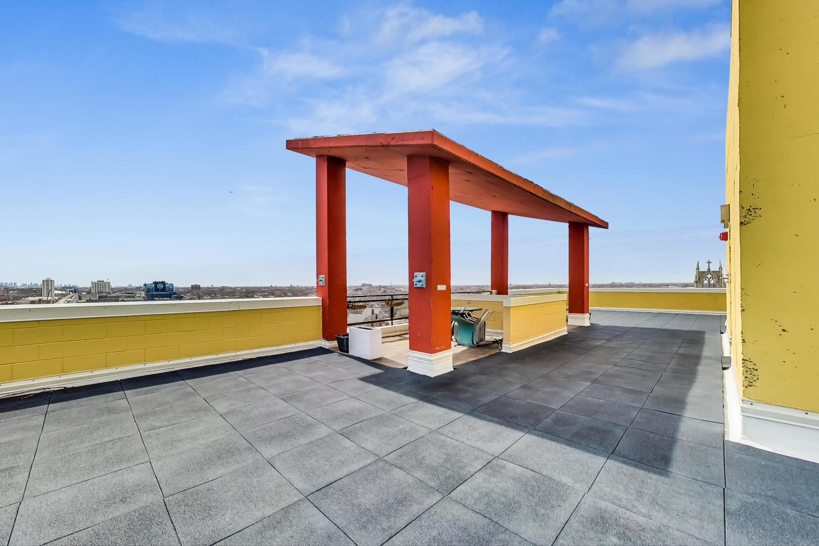 1122 W Catalpa Avenue Unit: 815