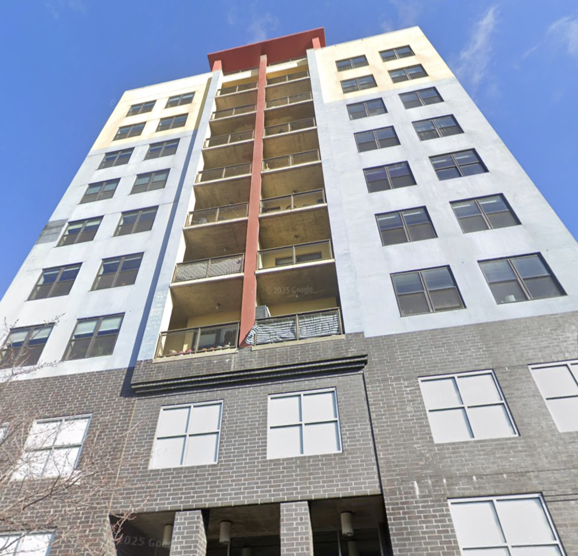 1122 W CATALPA Avenue Unit: 801