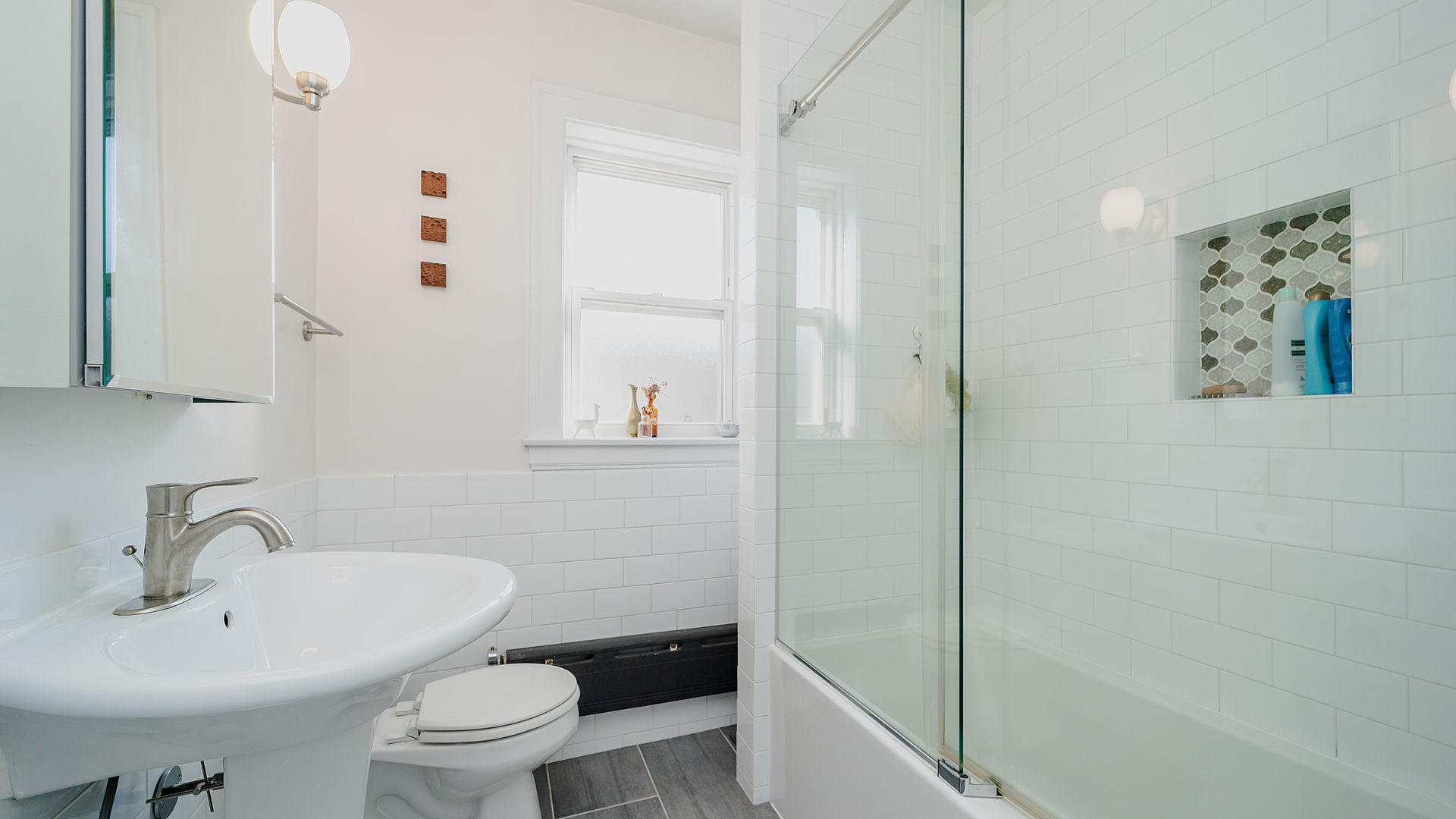 1946 W Patterson Avenue Unit: 2