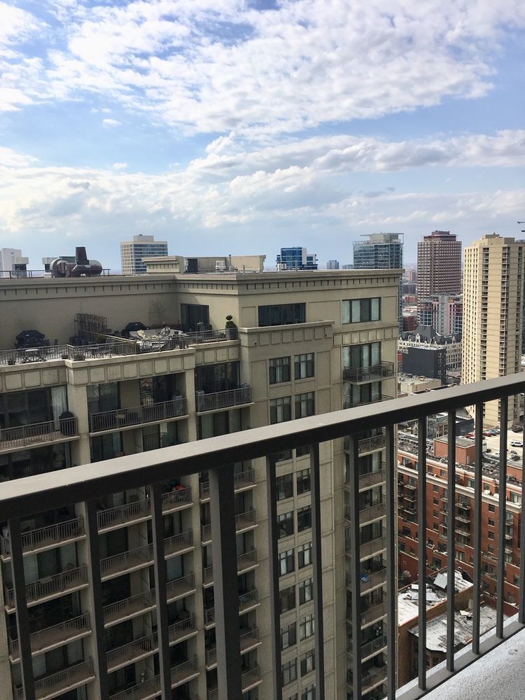 10 E ONTARIO Street Unit: 2905