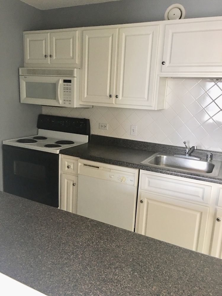 10 E ONTARIO Street Unit: 2905