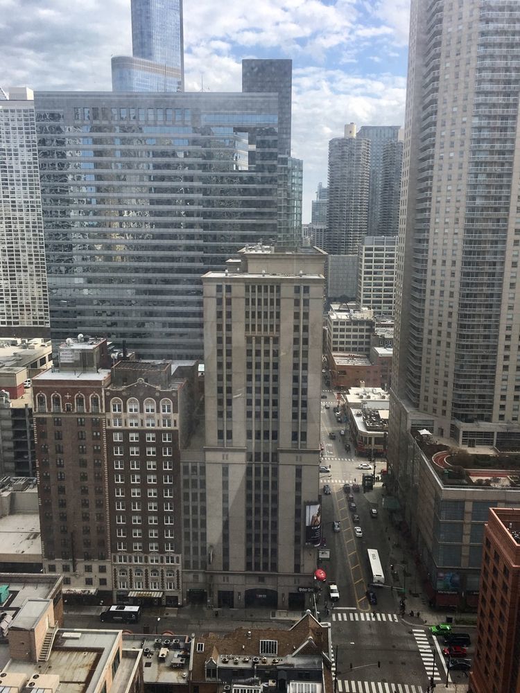 10 E ONTARIO Street Unit: 2905