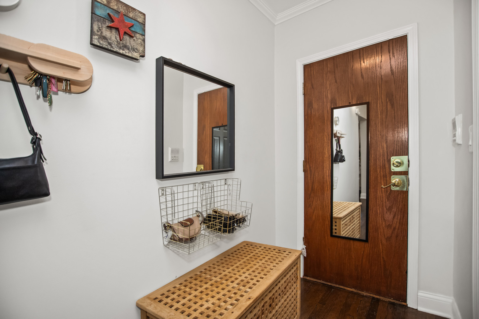 1415 W Catalpa Avenue Unit: 1N
