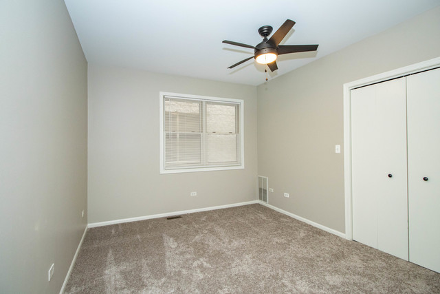 905 W Lawrence Avenue Unit: 1E