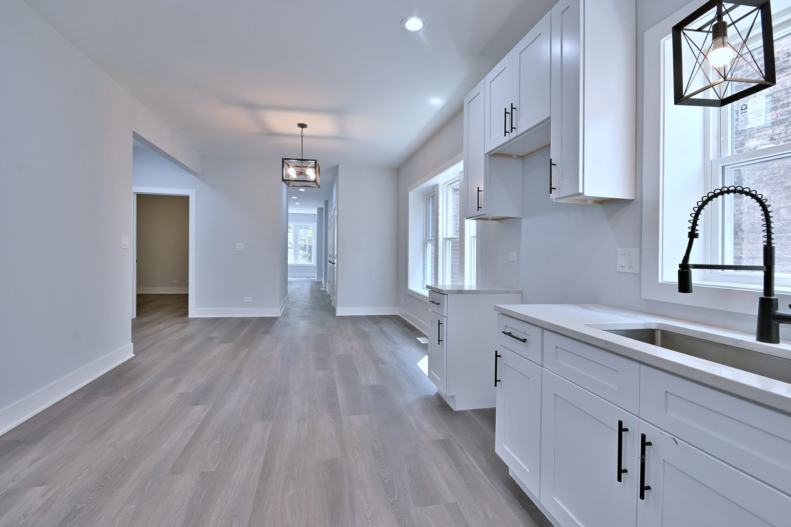 6532 N Ashland Avenue