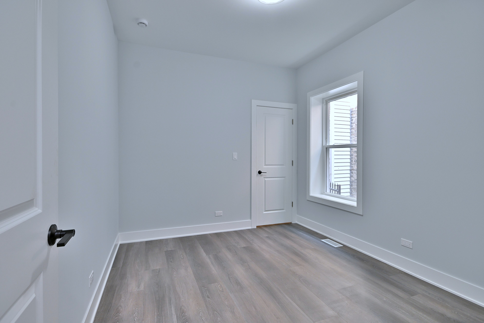 6532 N Ashland Avenue