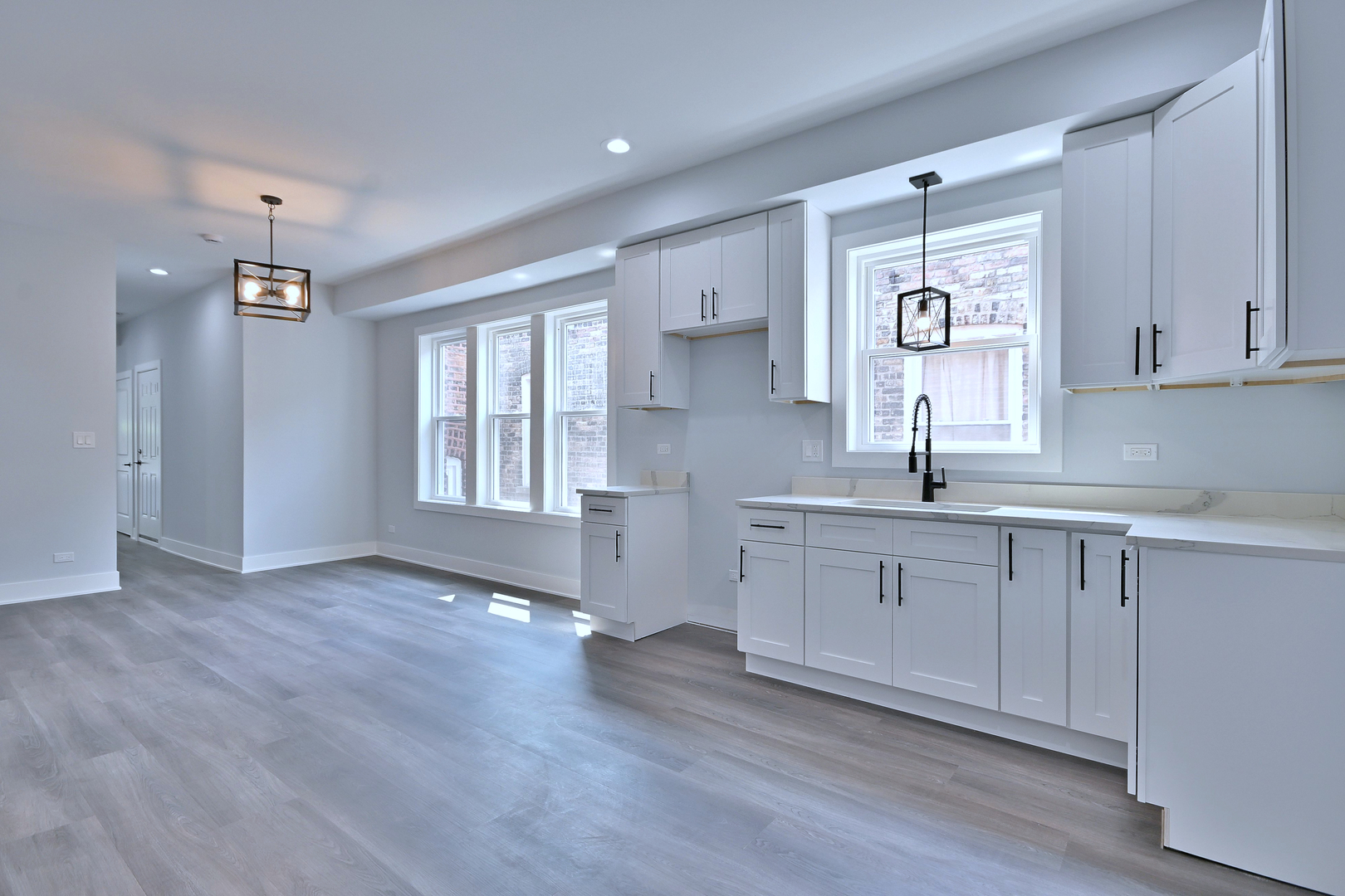 6532 N Ashland Avenue