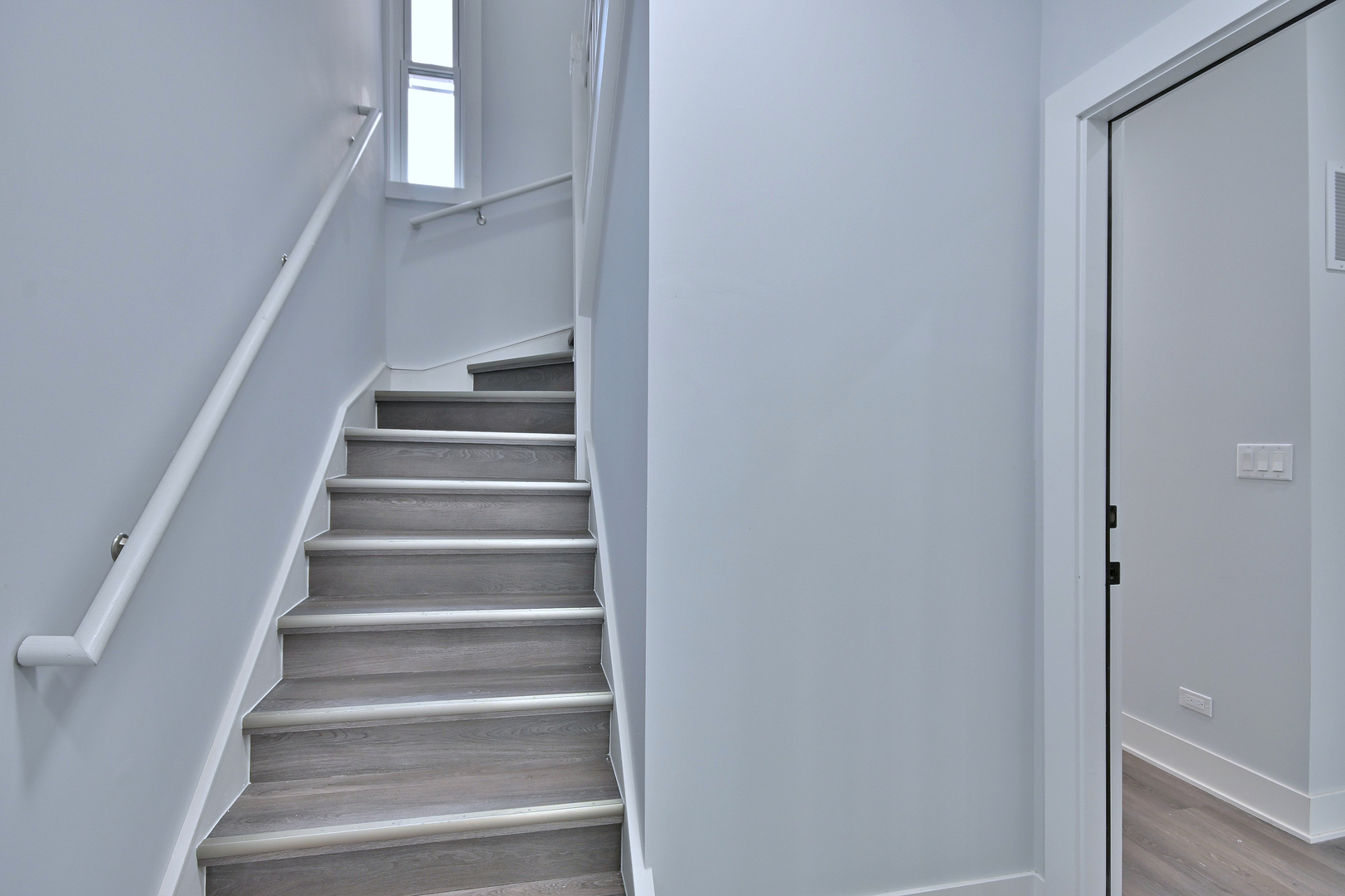 6532 N Ashland Avenue