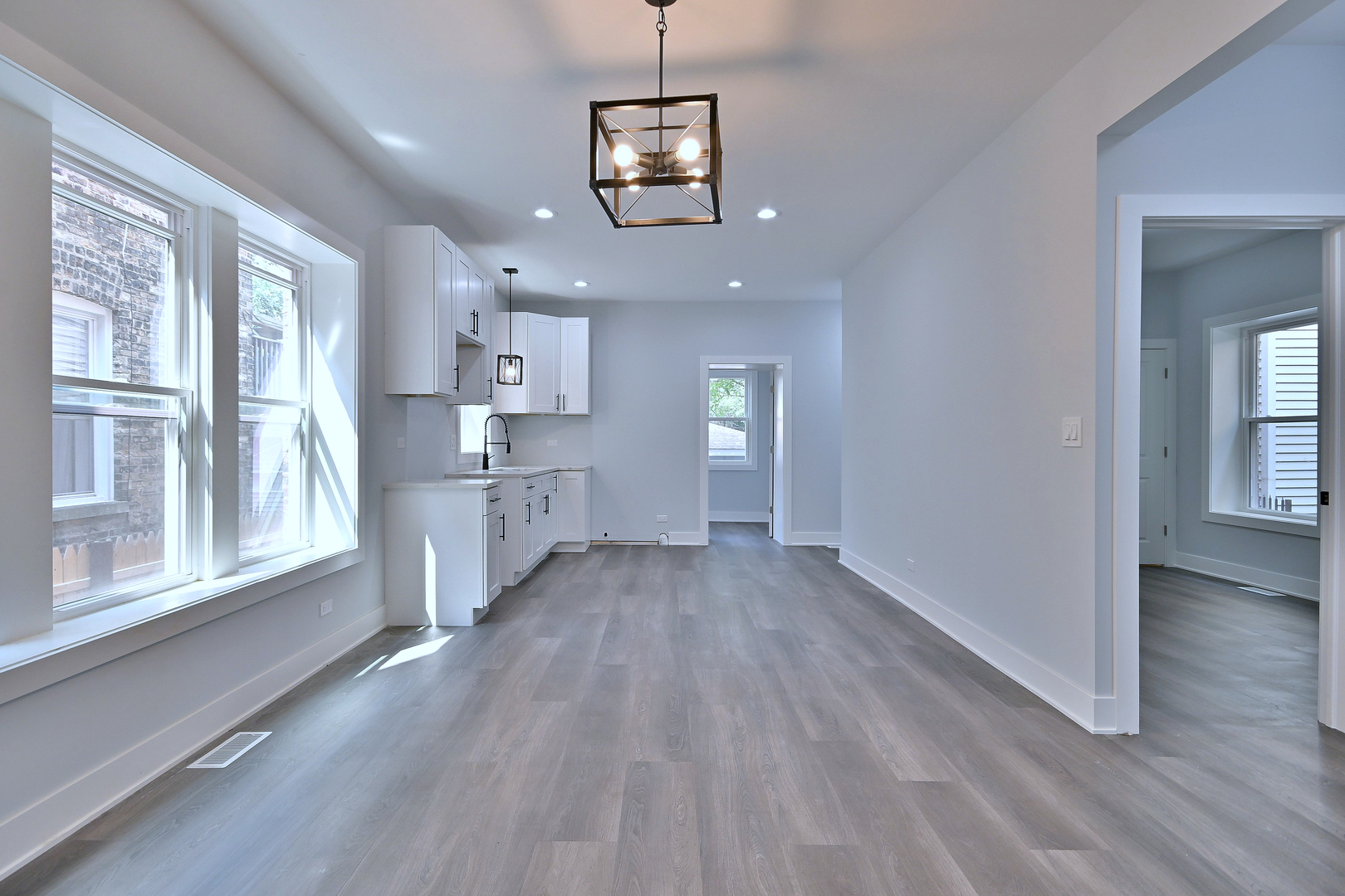 6532 N Ashland Avenue