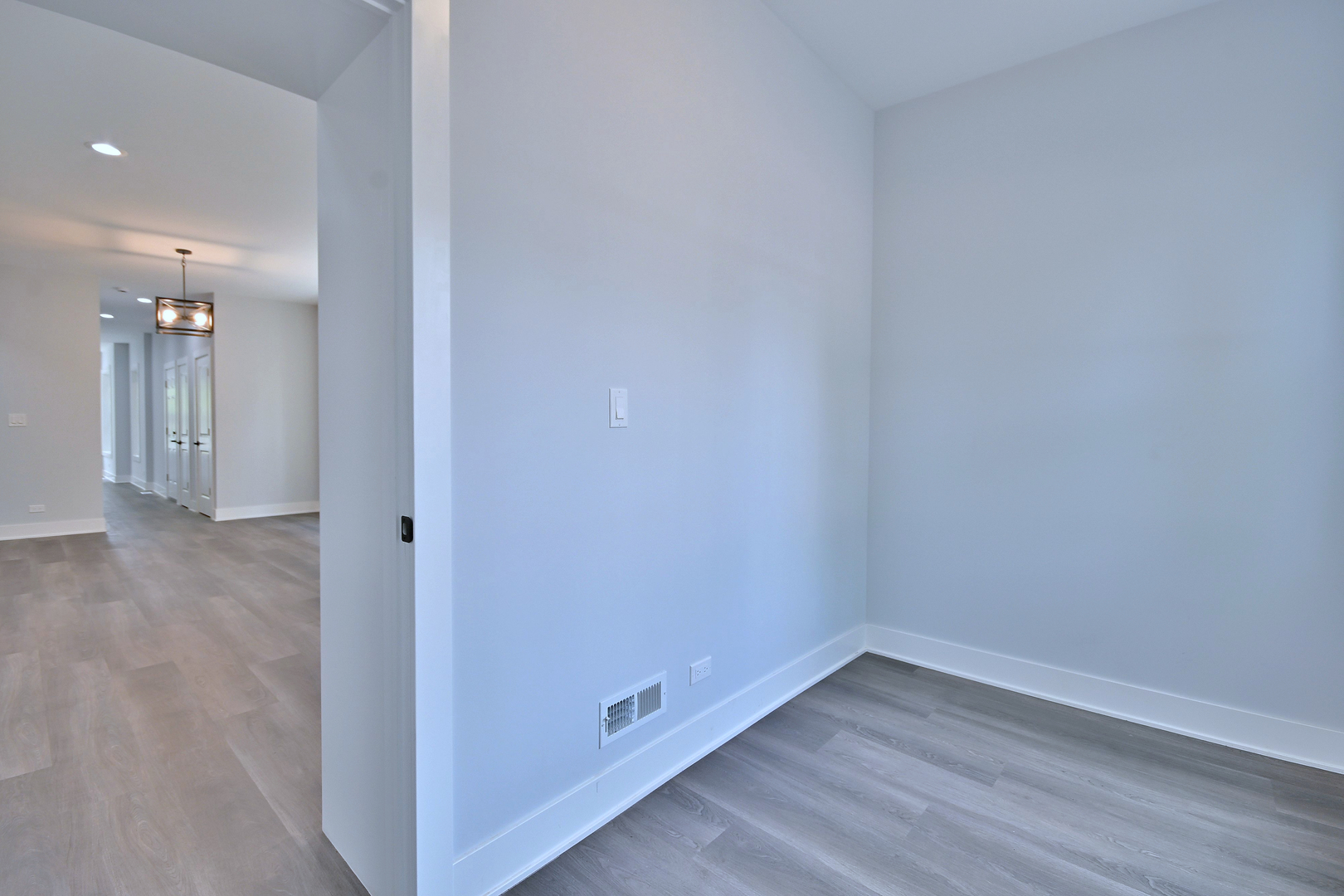 6532 N Ashland Avenue