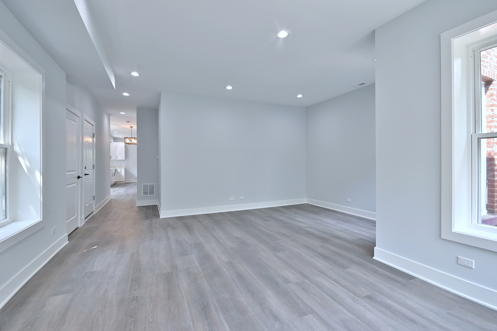 6532 N Ashland Avenue