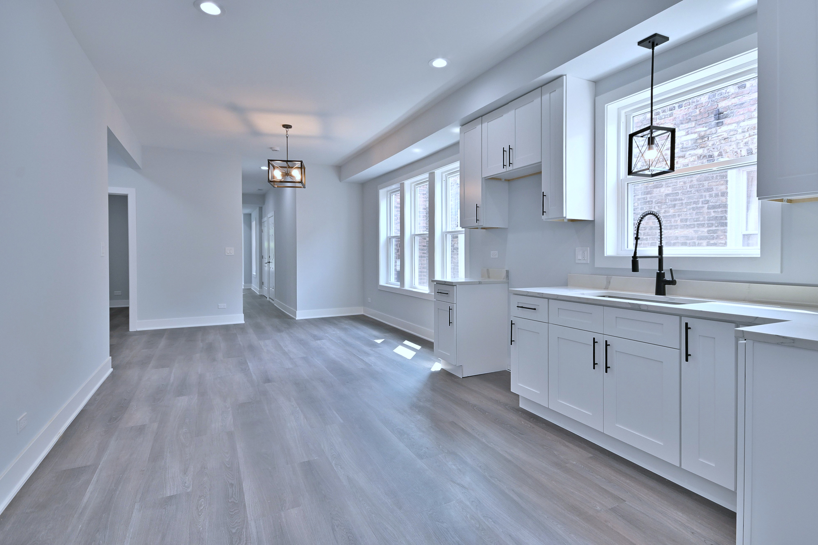 6532 N Ashland Avenue