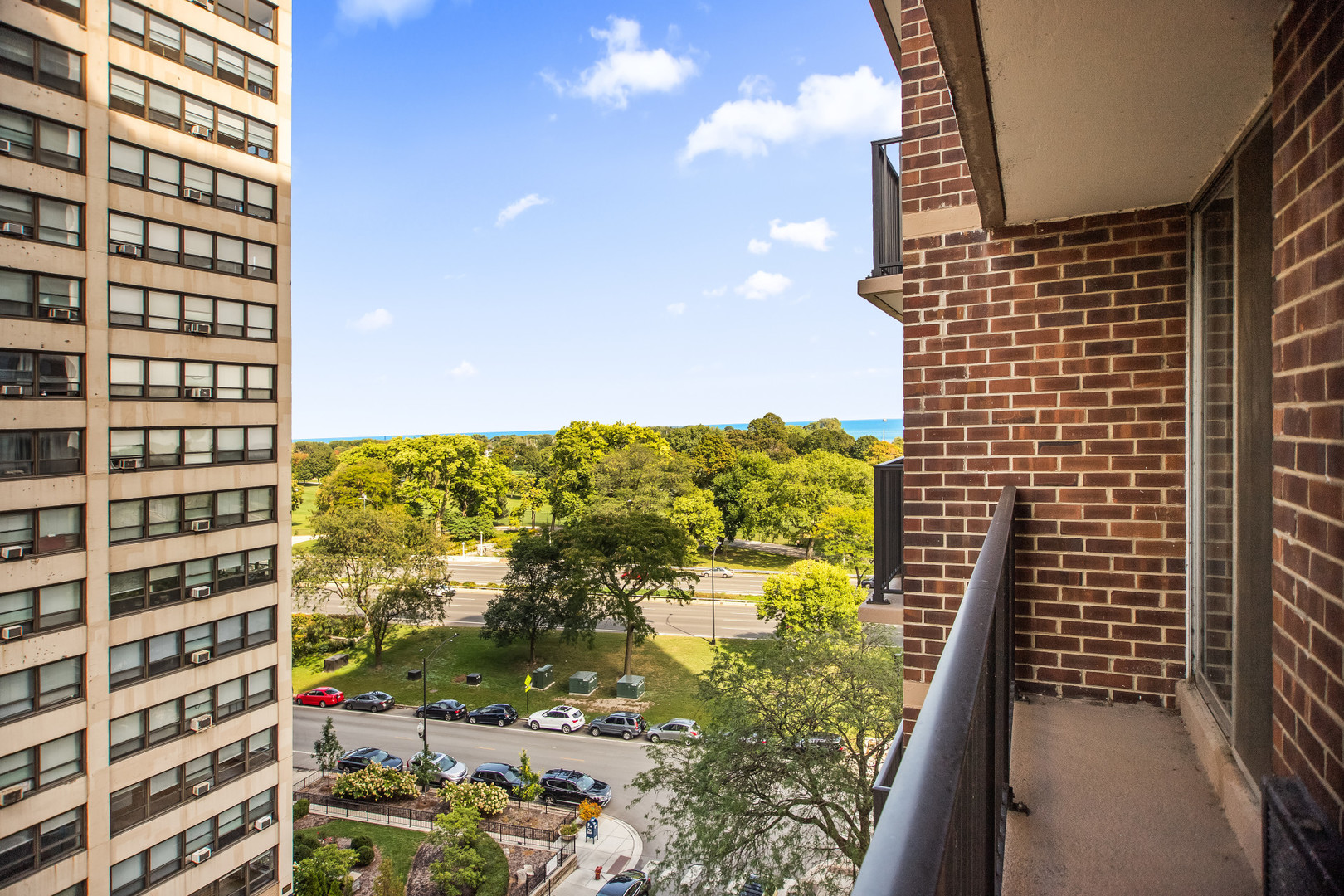 4170 N Marine Drive Unit: 9F
