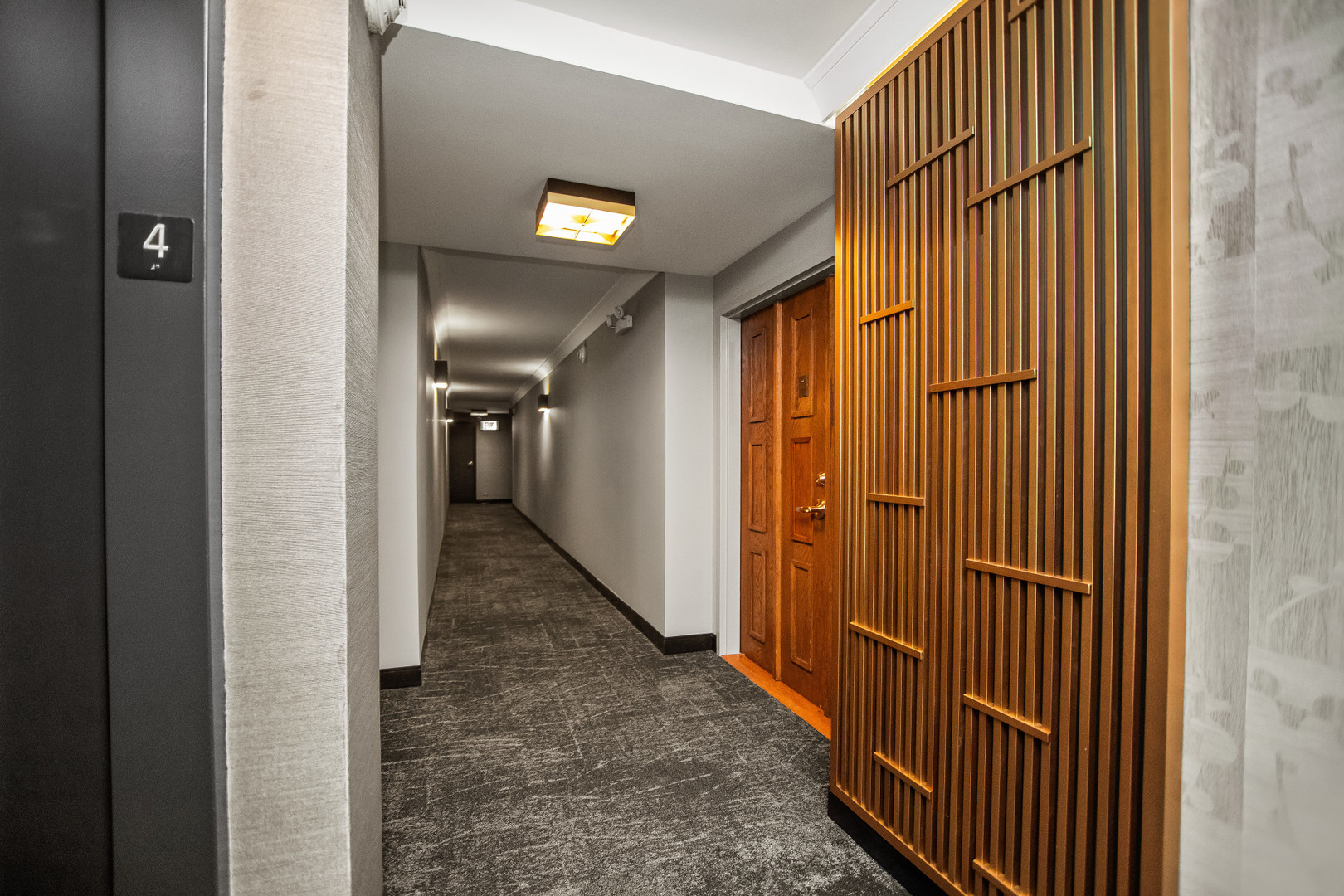 4170 N Marine Drive Unit: 9F