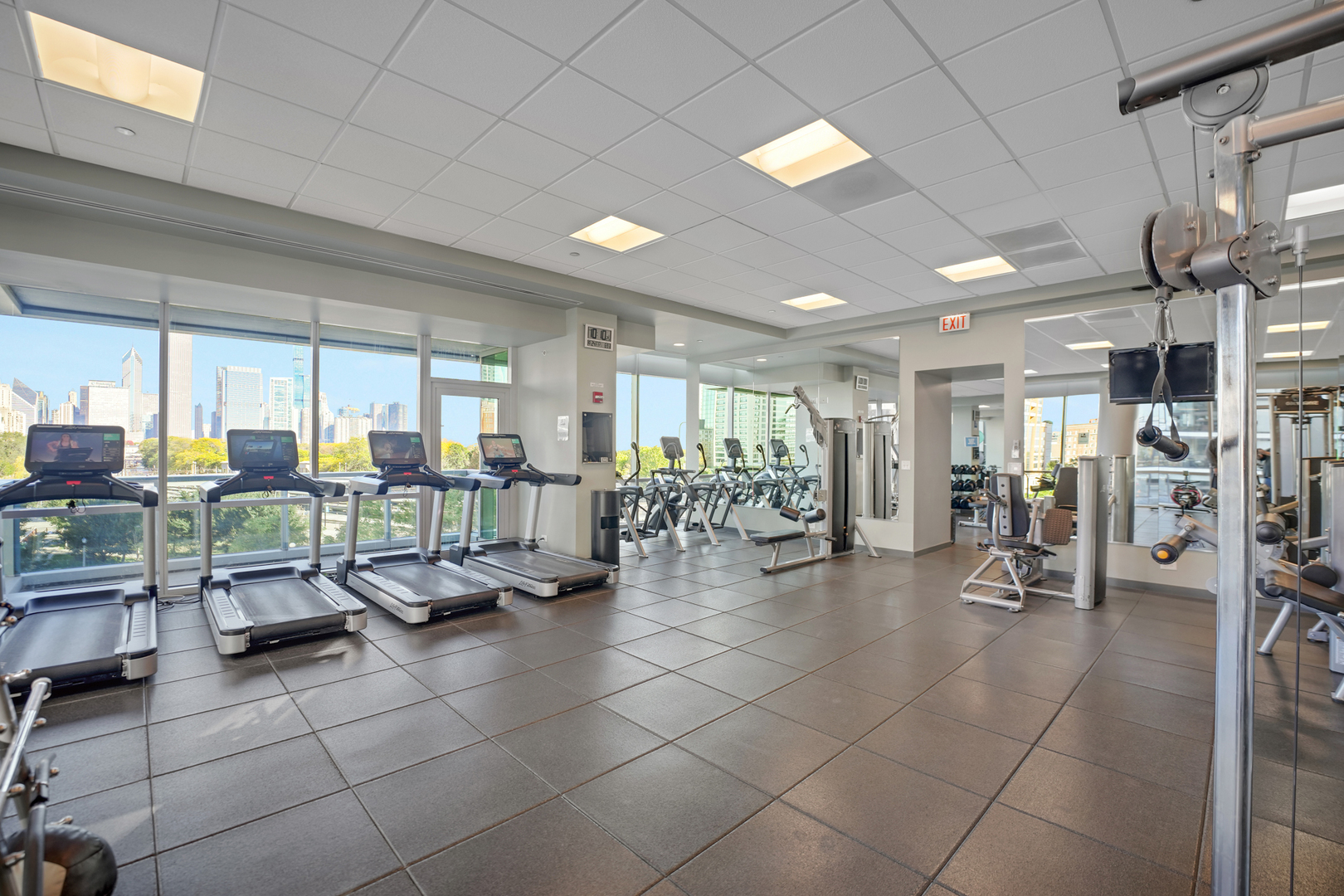 1201 S Prairie Avenue Unit: 2404