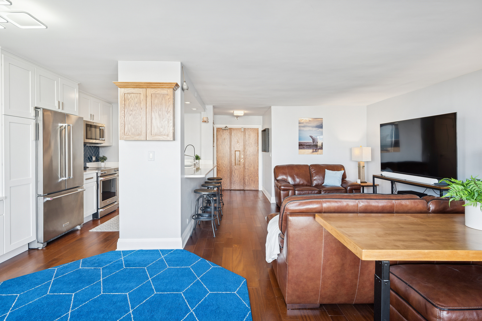 4170 N Marine Drive Unit: 18F