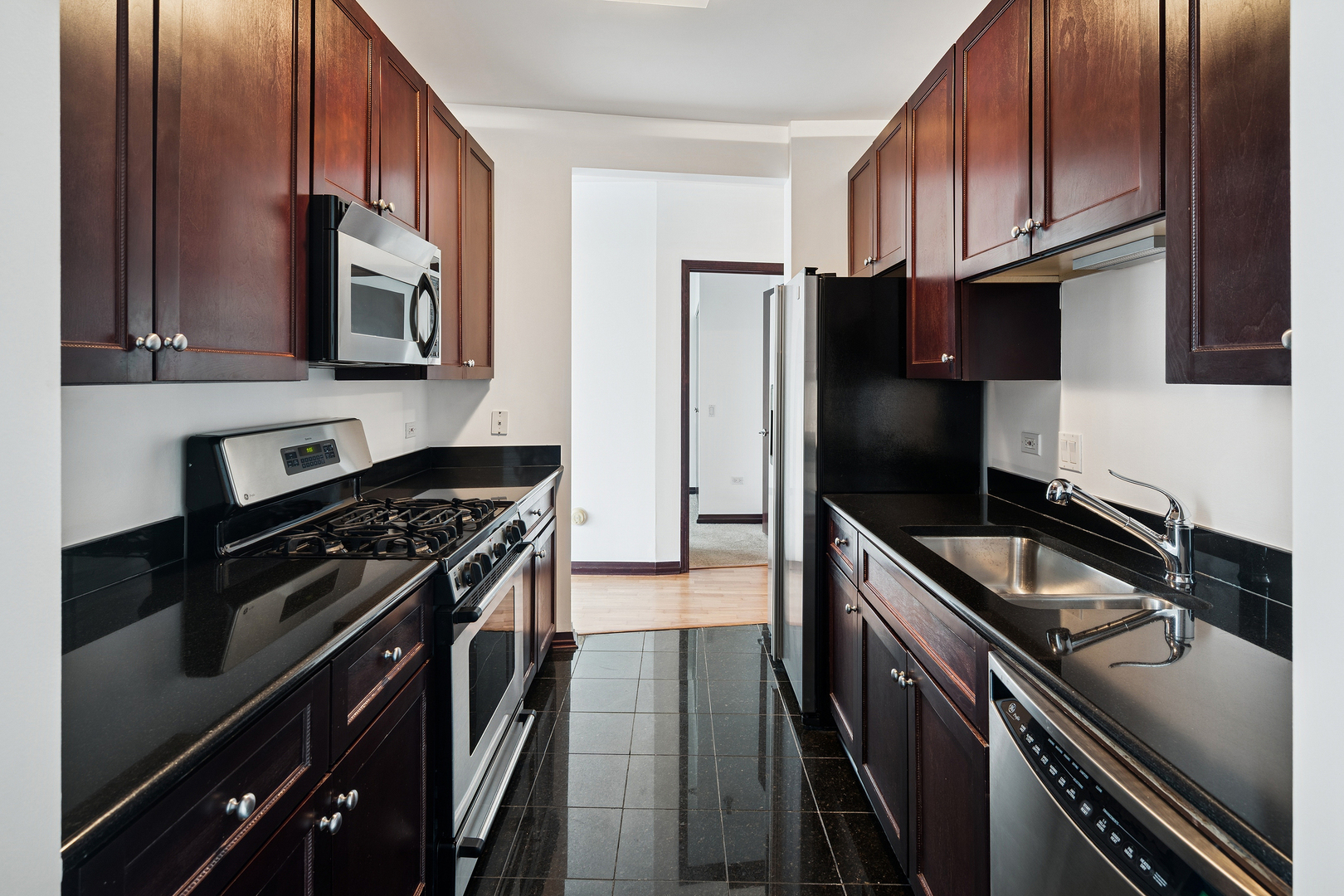 33 W Ontario Street Unit: 37ES