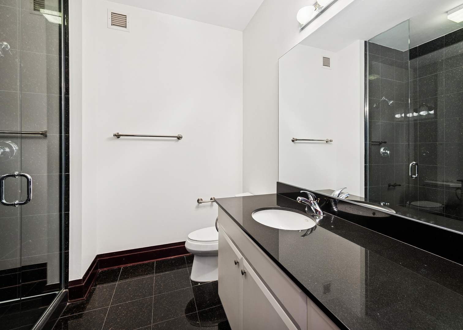 33 W Ontario Street Unit: 37ES