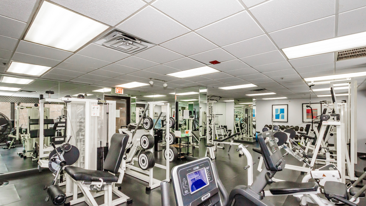 5320 N Sheridan Road Unit: 2001