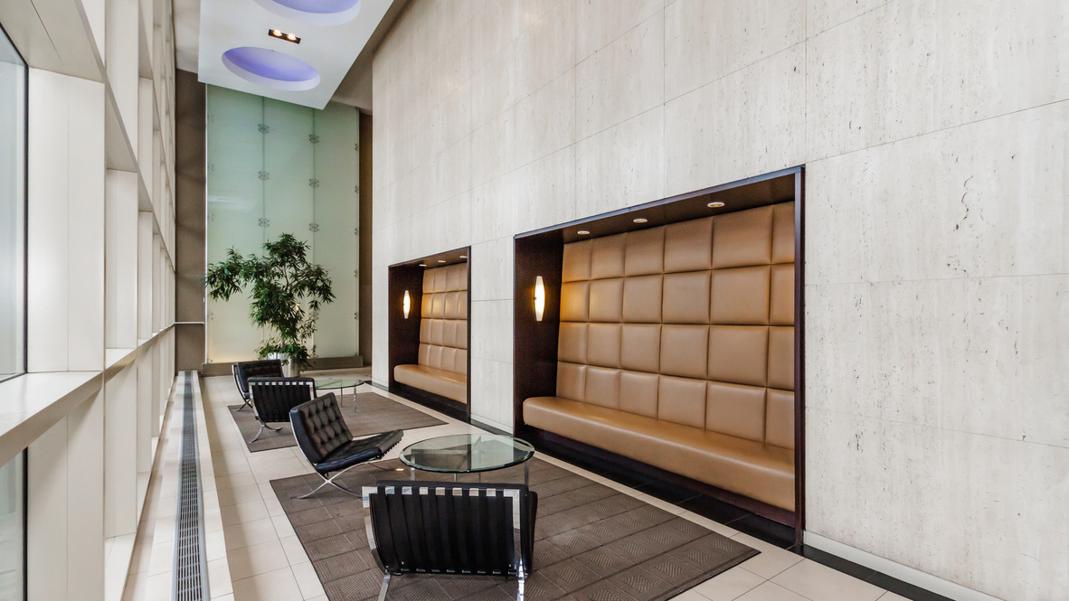 5320 N Sheridan Road Unit: 2001