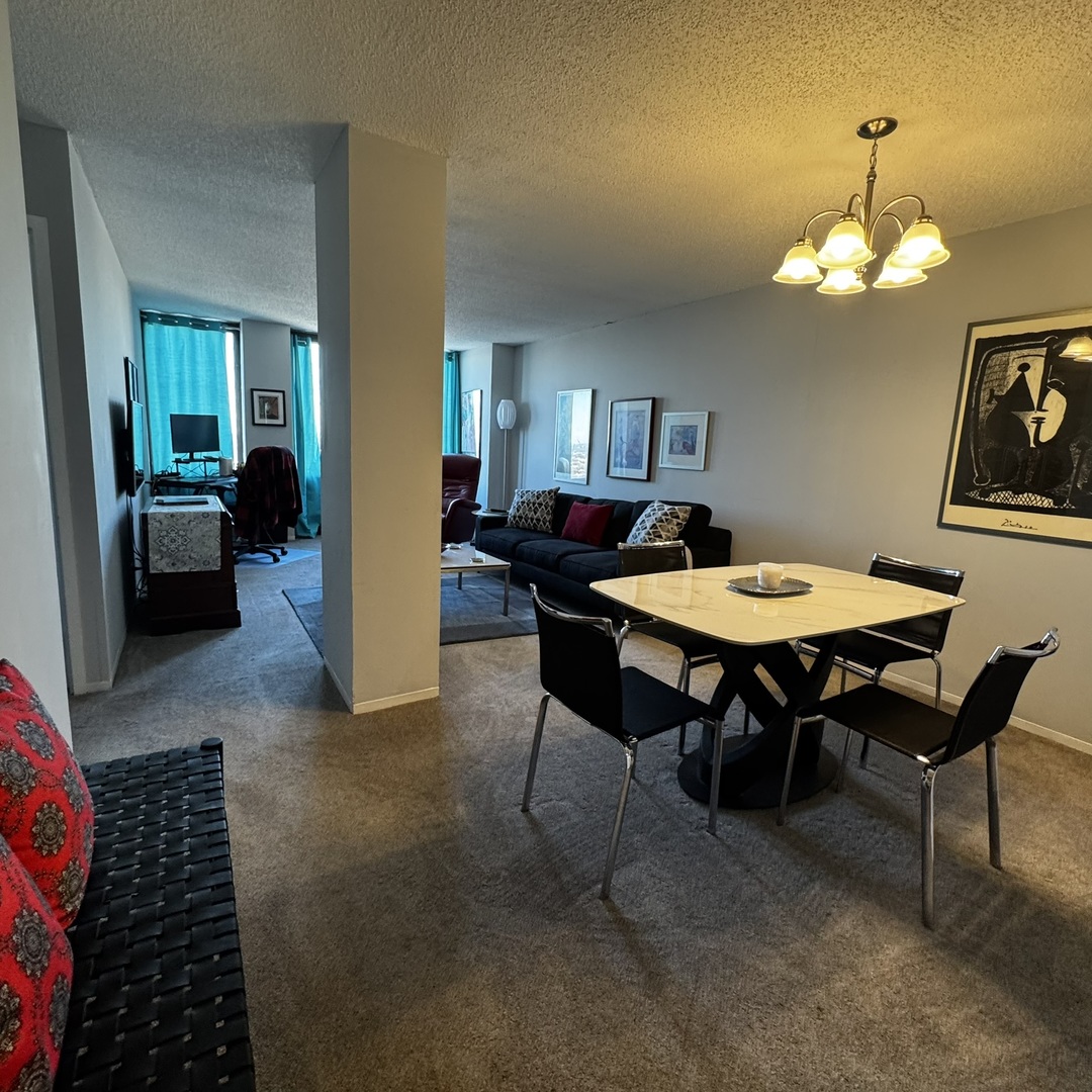 5320 N Sheridan Road Unit: 2001