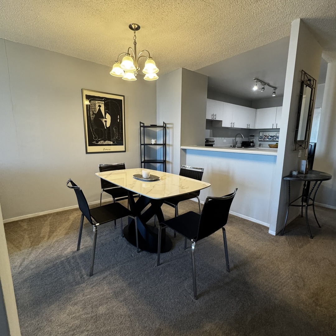 5320 N Sheridan Road Unit: 2001