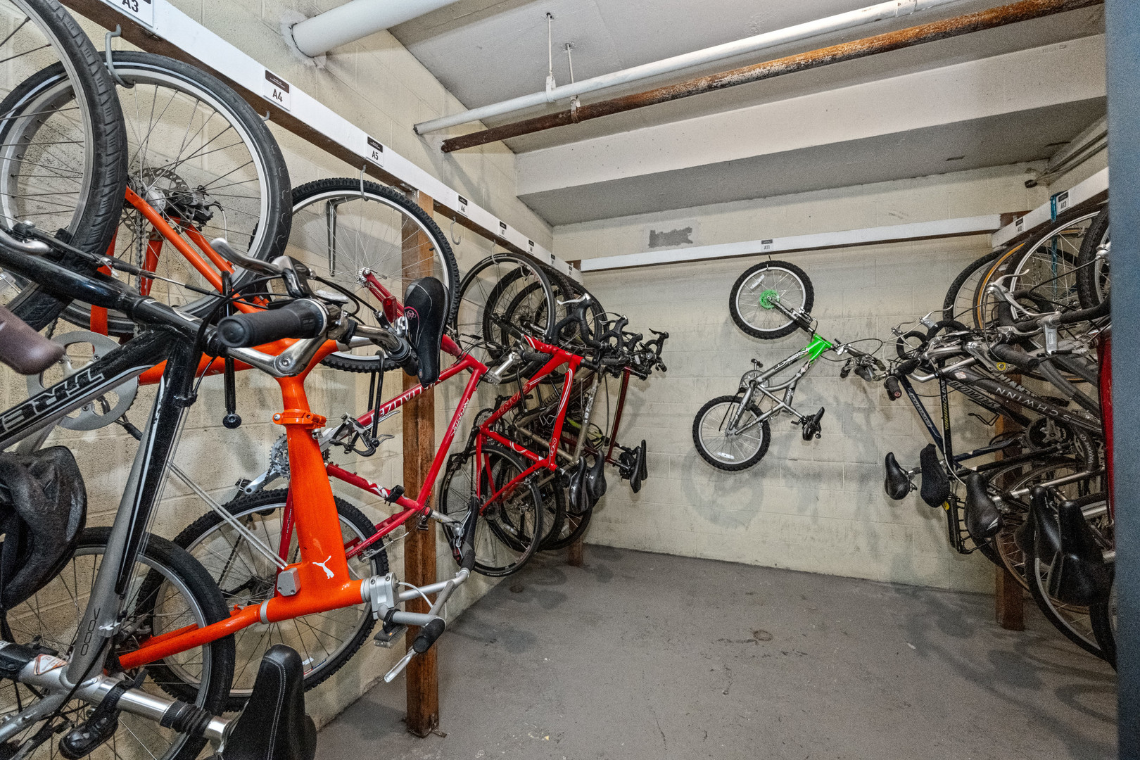 3430 N LAKE SHORE Drive Unit: 4K