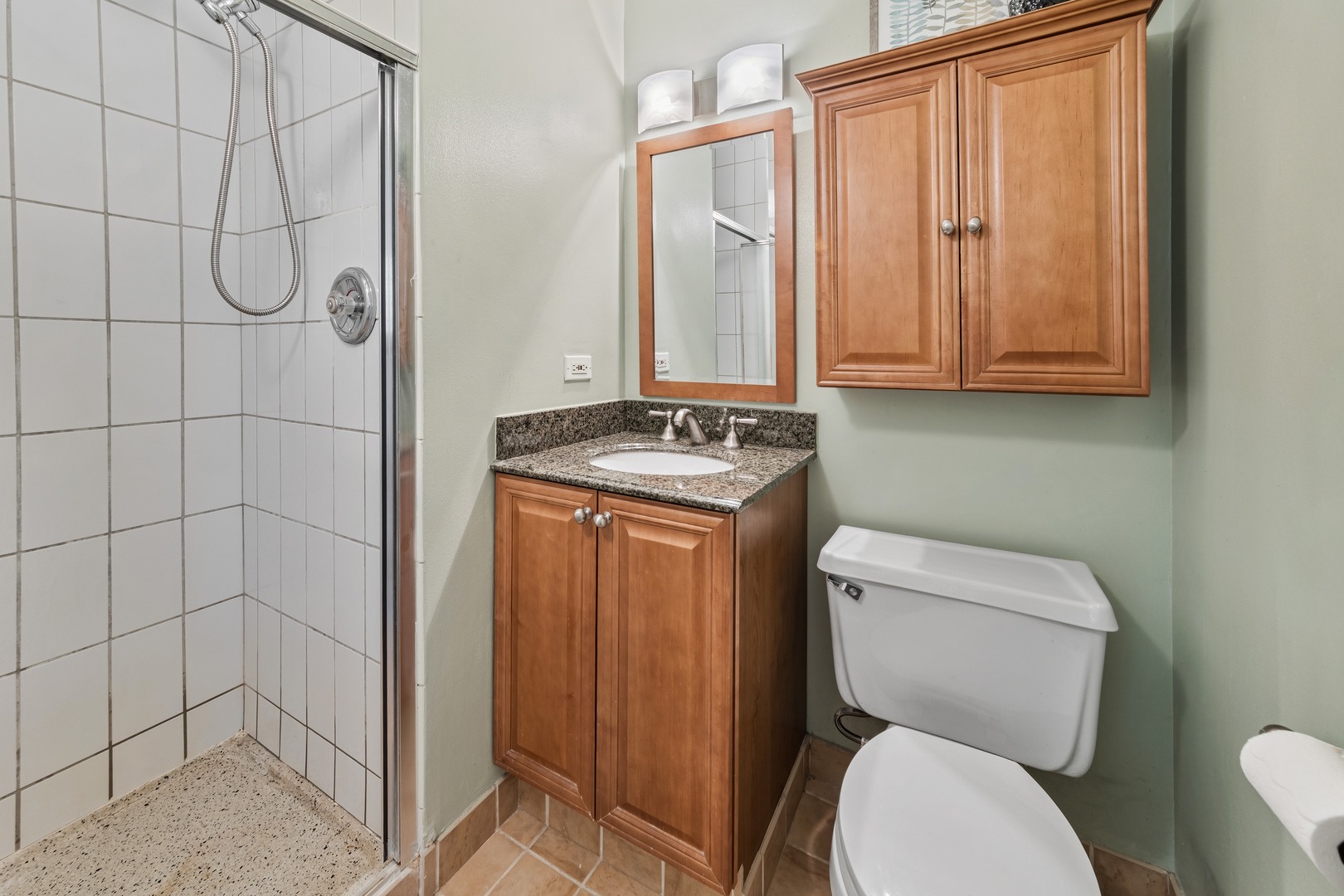 4343 N Clarendon Avenue Unit: 1016