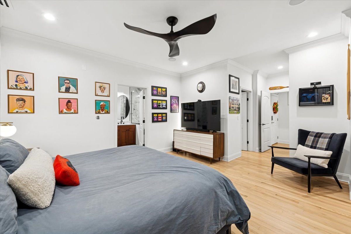 3746 N Fremont Street Unit: 1