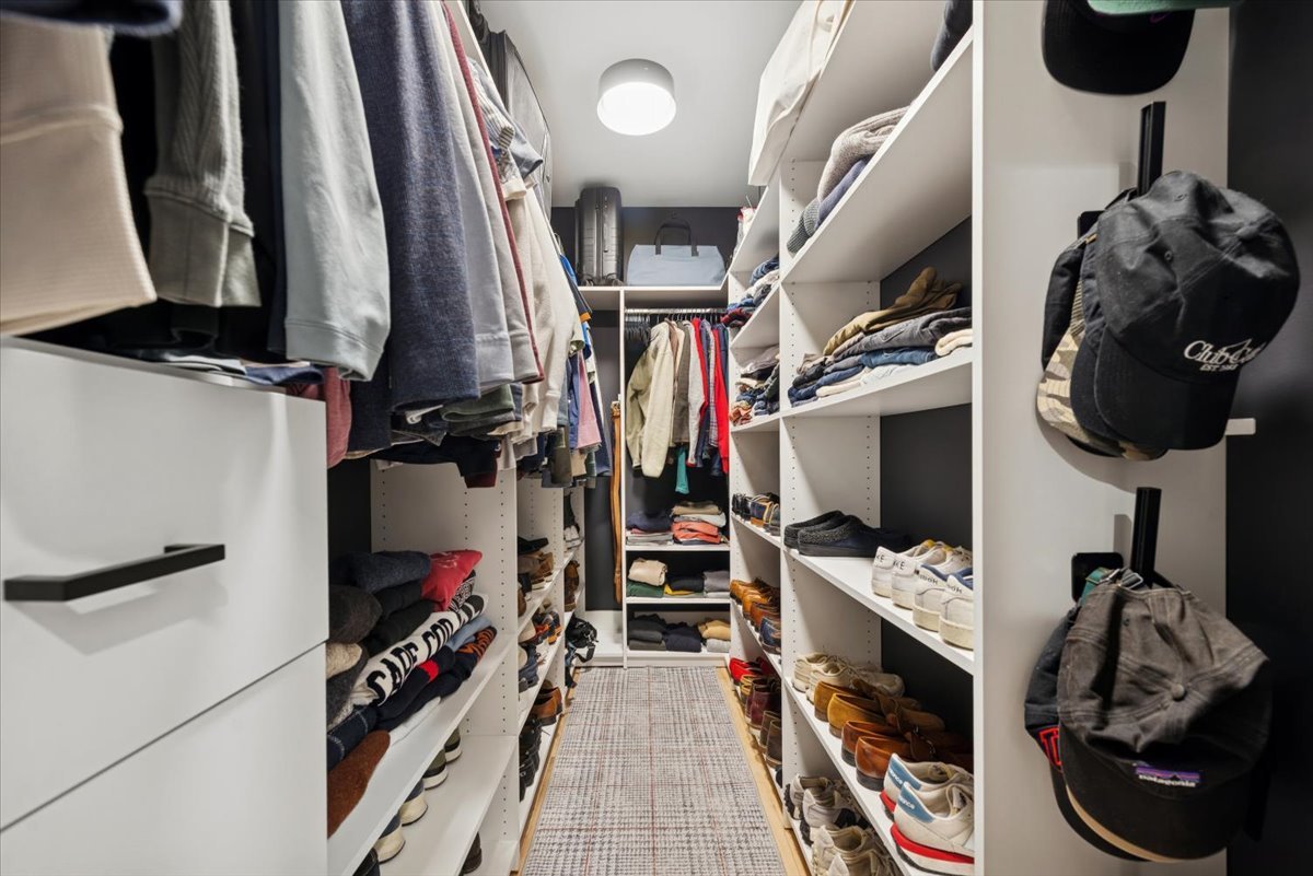 3746 N Fremont Street Unit: 1