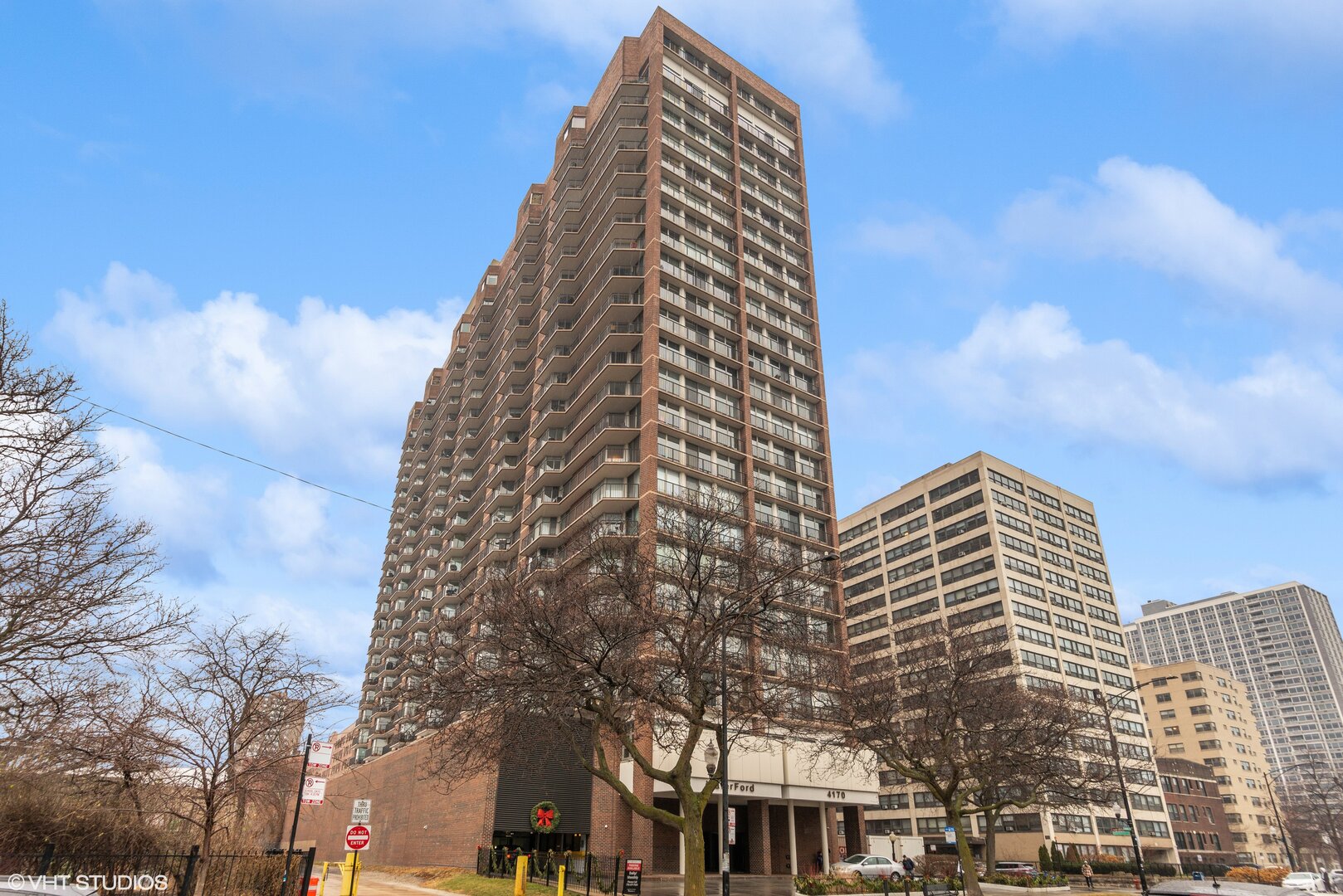 4170 N Marine Drive Unit: 23L