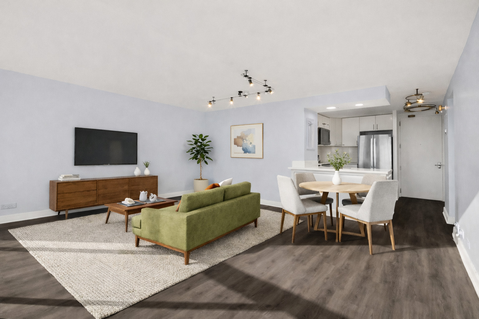 4343 N CLARENDON Avenue Unit: 2012