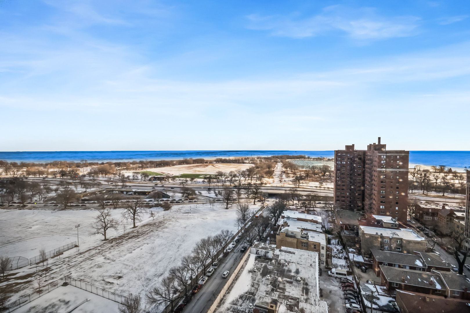 4343 N CLARENDON Avenue Unit: 2012