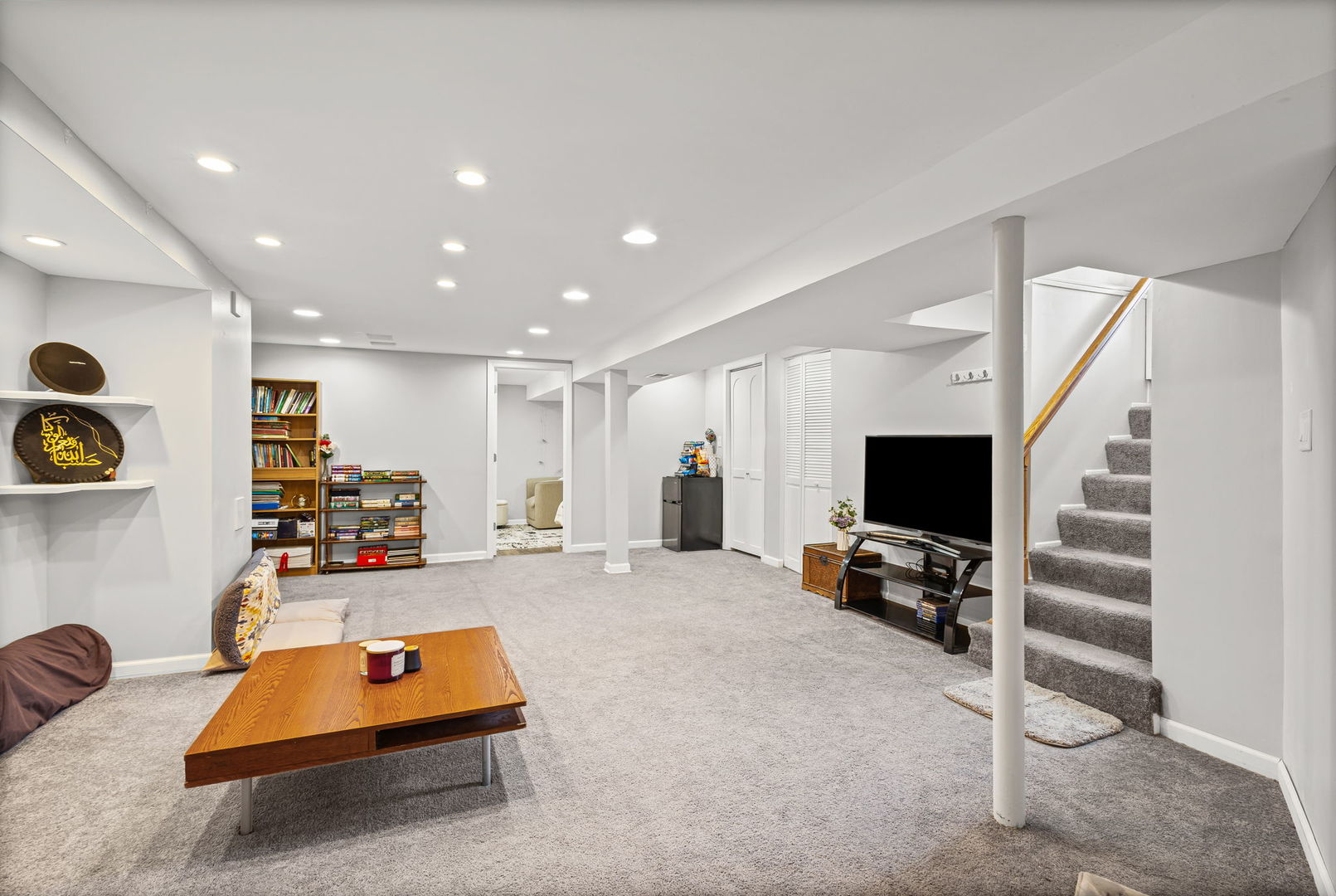 7424 Crawford Avenue