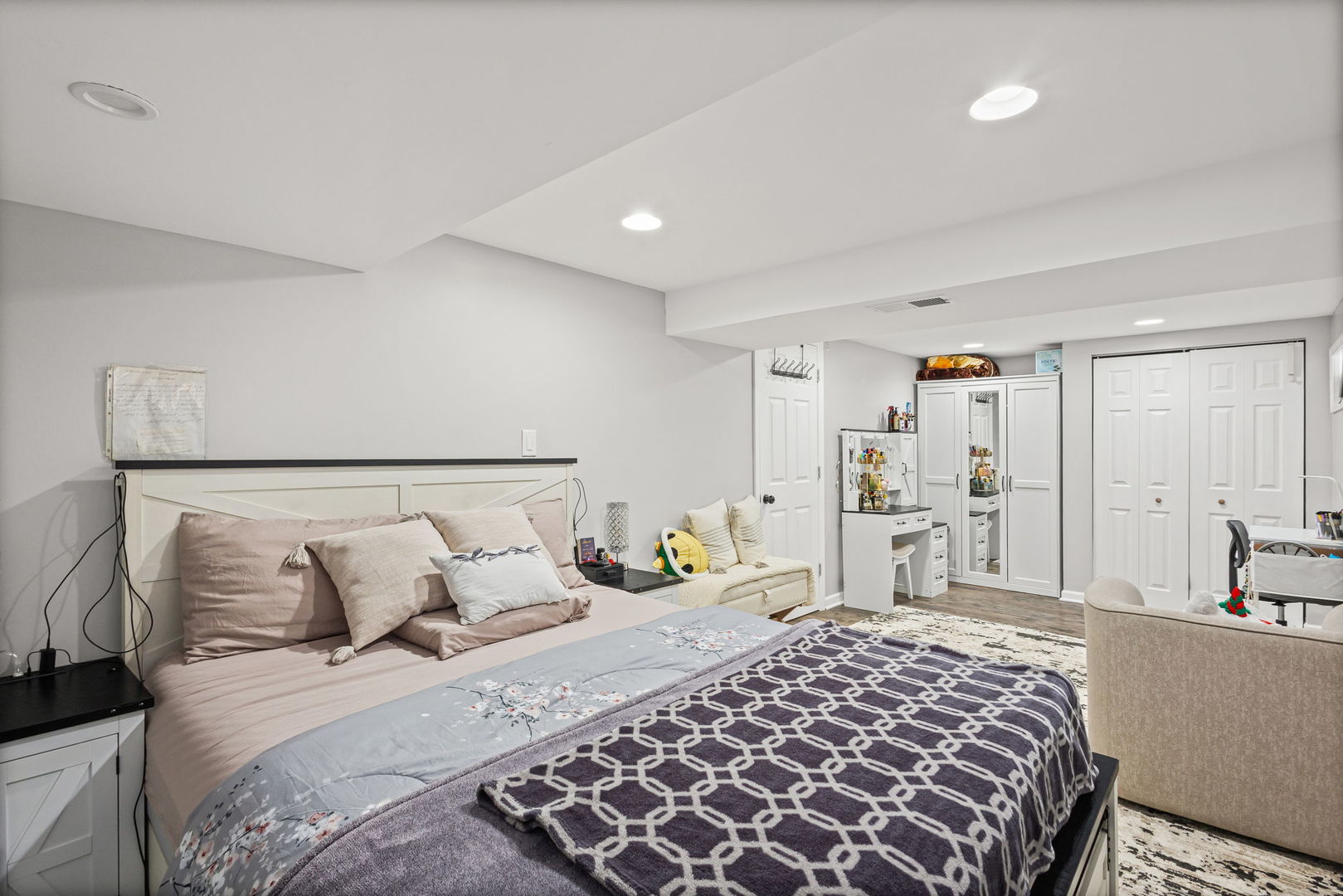 7424 Crawford Avenue