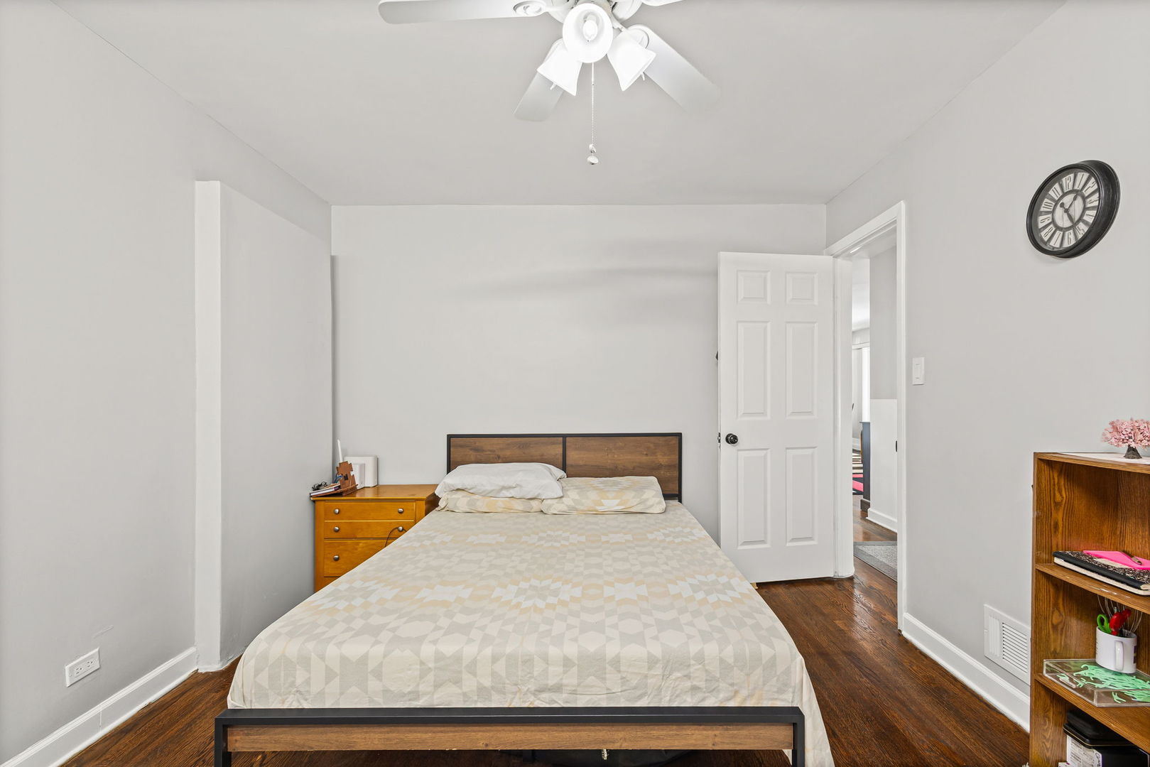 7424 Crawford Avenue