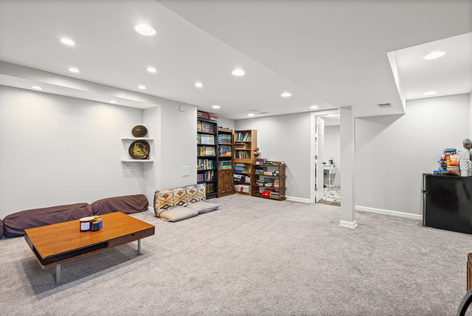 7424 Crawford Avenue