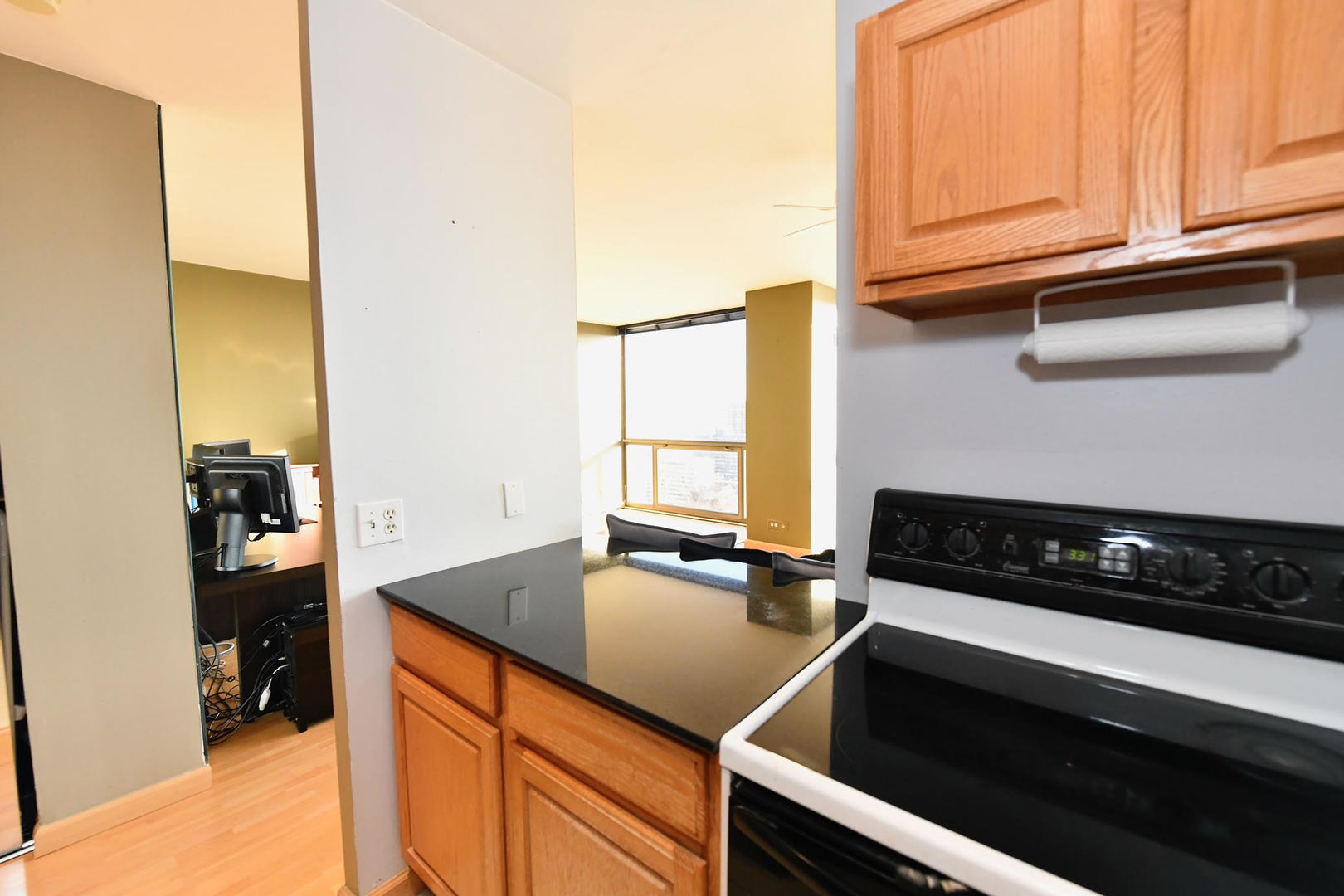 4343 N Clarendon Avenue Unit: 2401